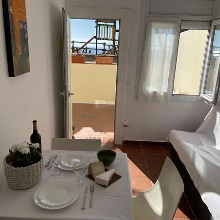 Veuras El Mar - Madrague Beach Studio 22 Apartment Roses